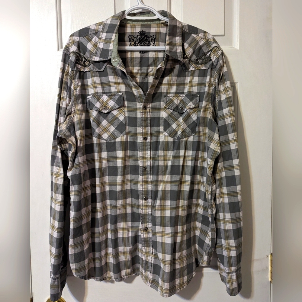 Men's Guess Grey and White Plaid with Yellow Stripes Long-Sleeve Button Up Shirt